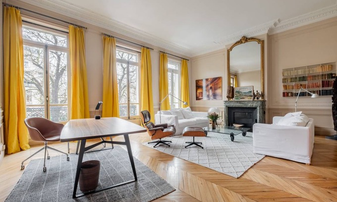 L'Europe Apartment | Apartment ∙ 4 bedrooms ∙ 7 guests