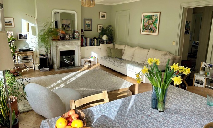 Amerique Apartment | Appartement Familial 4 Chambres au Calme Avec Jardin Près des Buttes Chaumont
