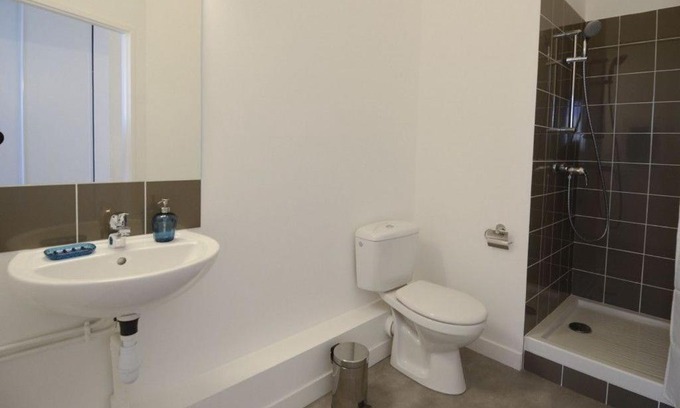 Gentilly Apartment | badedi