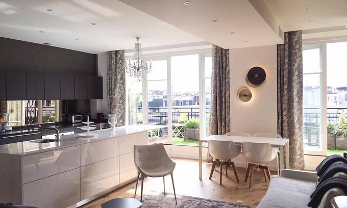 3rd Arrondissement Apartment | Beautiful Paris 2BR/2BA Apartment, 4eme (6 Guests) in Paris