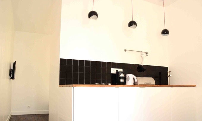 9th Arrondissement Apartment | Between Opera and Montmartre Preview Ad
