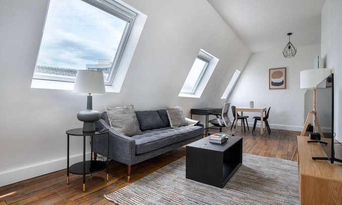 Faubourg-du-Roule Apartment | Blueground | Miromesnil, nr park & offices