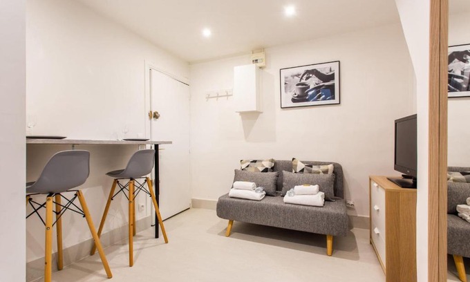 Bonne-Nouvelle Apartment | CMG Montorgueil - Clery