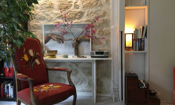 5th Arrondissement Apartment | Cosy 2 Bedroom Apartment in Latin Quarter near the Seine with AC