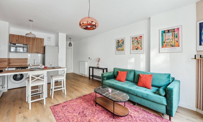 Saint-Ouen Apartment | Cours des Lavandières - Joli T2 proche Paris