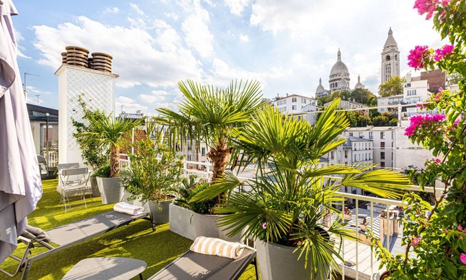 Clignancourt Apartment | GuestReady - Paris Charm with Montmartre View