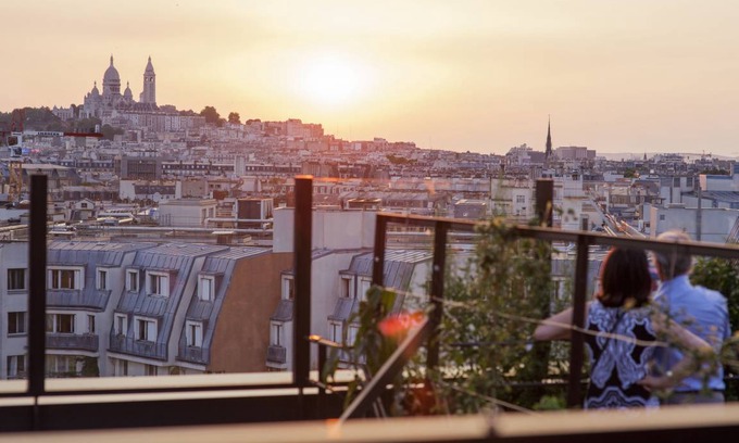 Hopital Saint-Louis Hostel | Hostel ∙ 8 guests