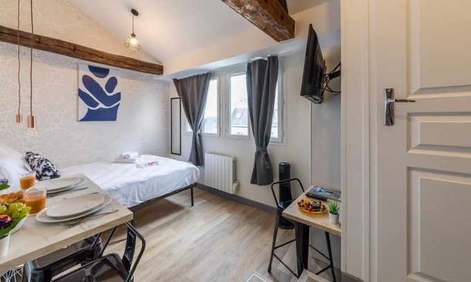 9th Arrondissement Apartment | Lafayette - Saint-lazare 63 : Appt. Cosy Pour 2
