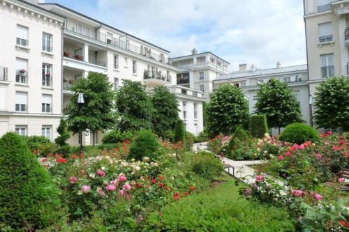 Chessy Apartment | Le Royal Condo, 13 P, WIFI & Parking à Disneyland