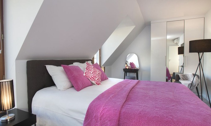 Chaillot Apartment | Luxury Apartment Eiffel Tower
