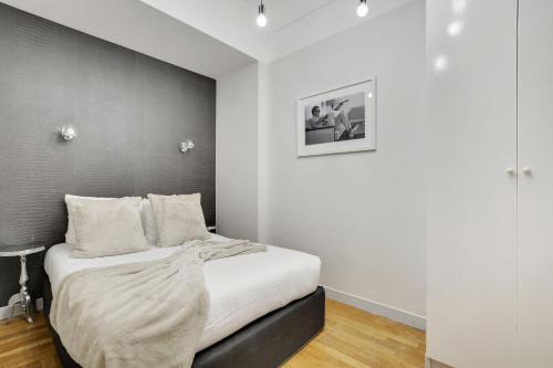 Saint-Merri Apartment | Marais Lovely