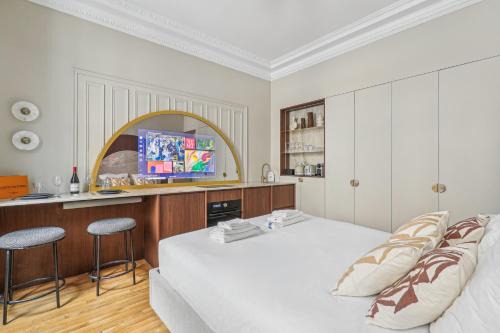 L'Europe Apartment | Modern apartment - 2P - Parc Monceau