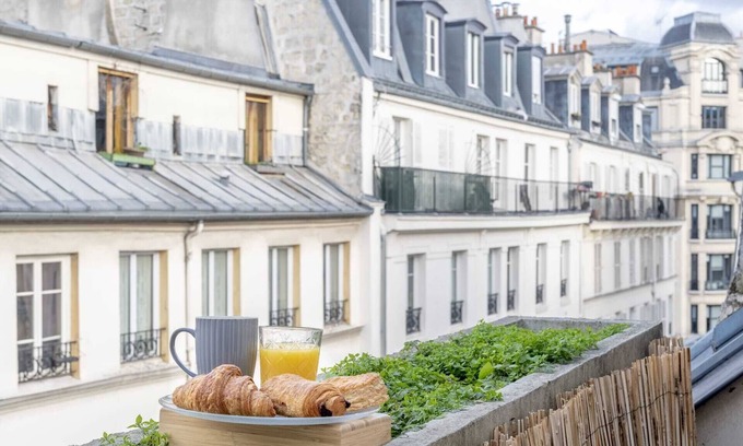 Quartier Sainte-Avoye Apartment | Montmorency IV - Studio Apartment, Sleeps 2