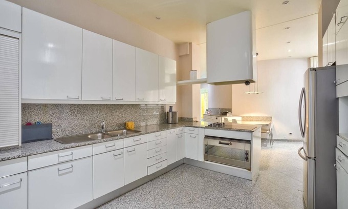 16th Arrondissement Apartment | Par245 - 4 bedroom apartment in Walter Building