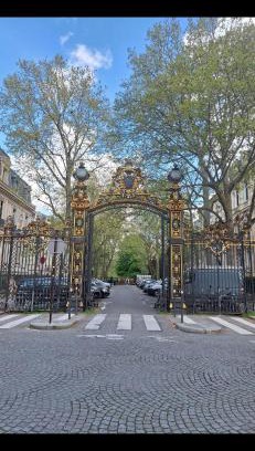 L'Europe Apartment | Triplex, Parc Monceau (8eme)