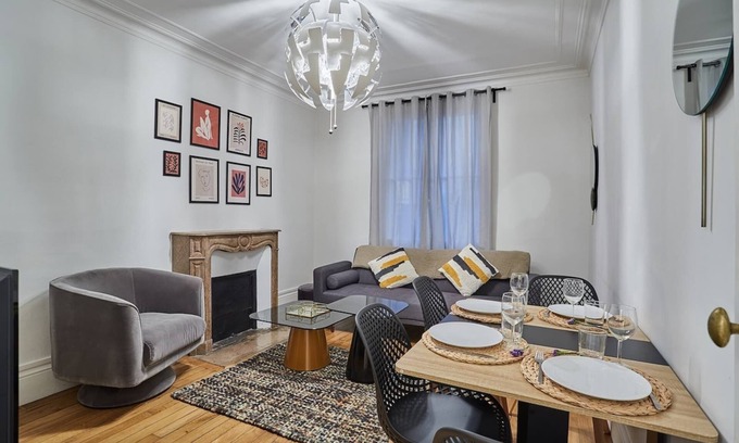 Saint-Merri Apartment | Very Charming Apartment Center of Paris Le Marais