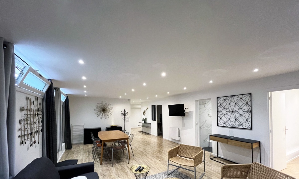 Amerique Apartment | Urban Flat 185 - Pretty 2 Bedroom Apartment in Paris