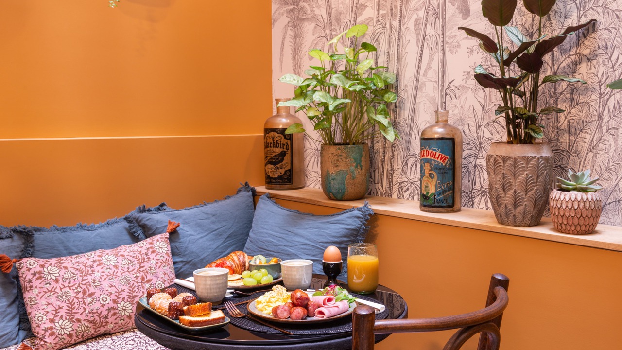 Photo of Livingroom in 9th Arrondissement