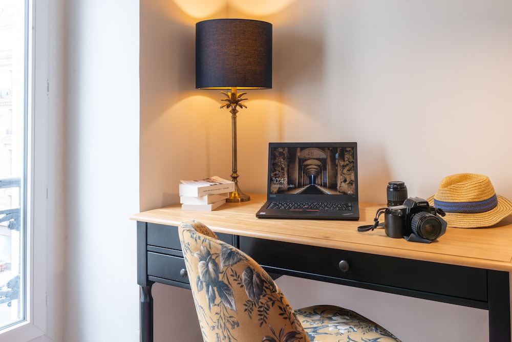 Photo of Livingroom in 9th Arrondissement