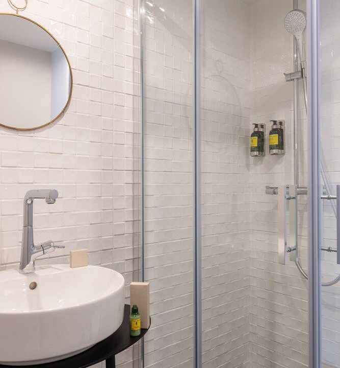 Photo of Bathroom in 9th Arrondissement
