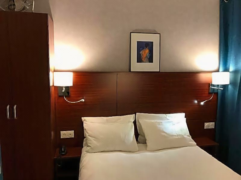 Photo of Bedroom in Combat