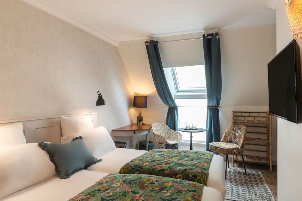 Photo of Bedroom in 9th Arrondissement