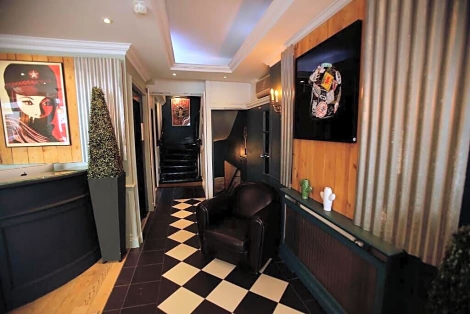Photo of Livingroom in Chaillot