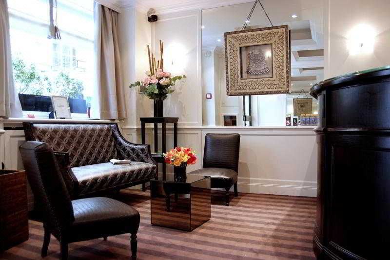 Photo of Livingroom in Chaillot