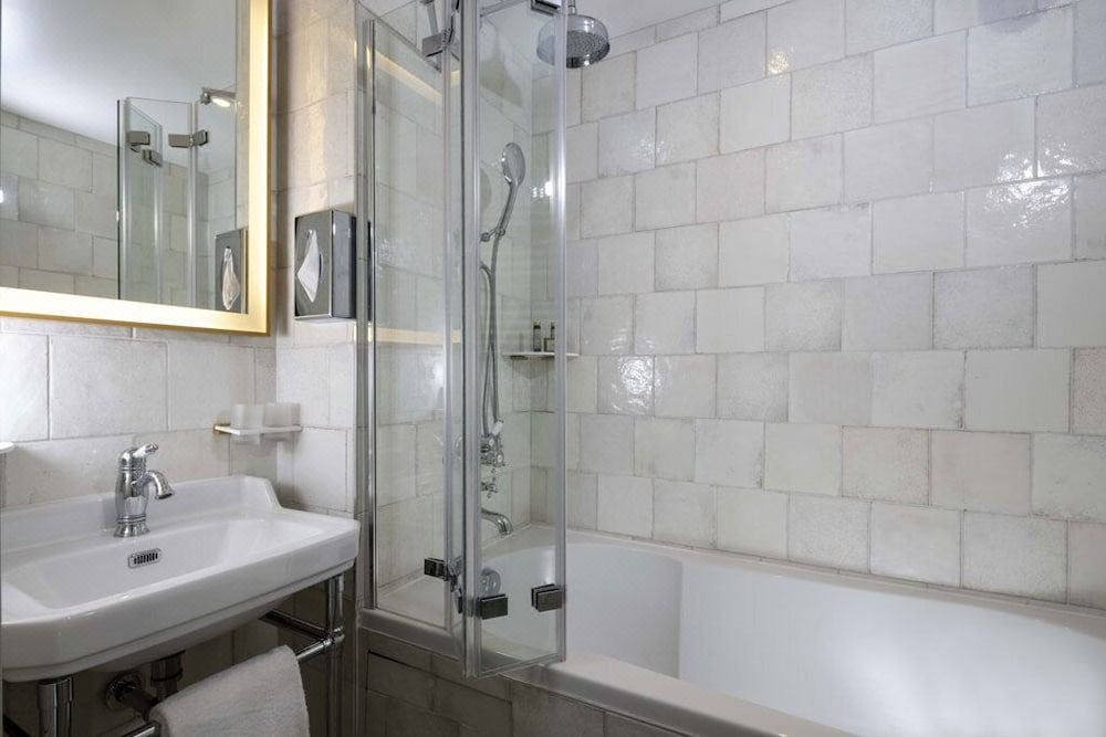 Photo of Bathroom in Latin
