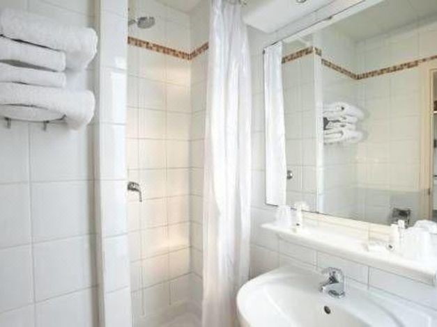 Photo of Bathroom in Clichy