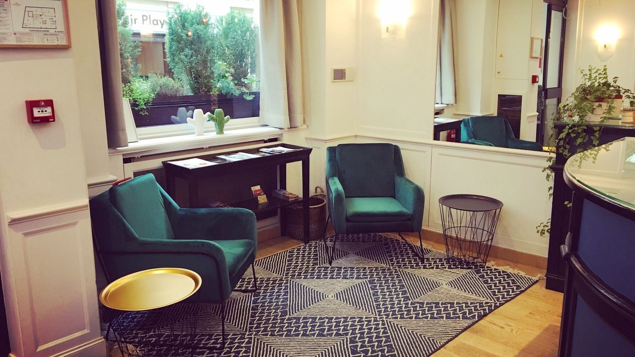 Photo of Livingroom in Chaillot