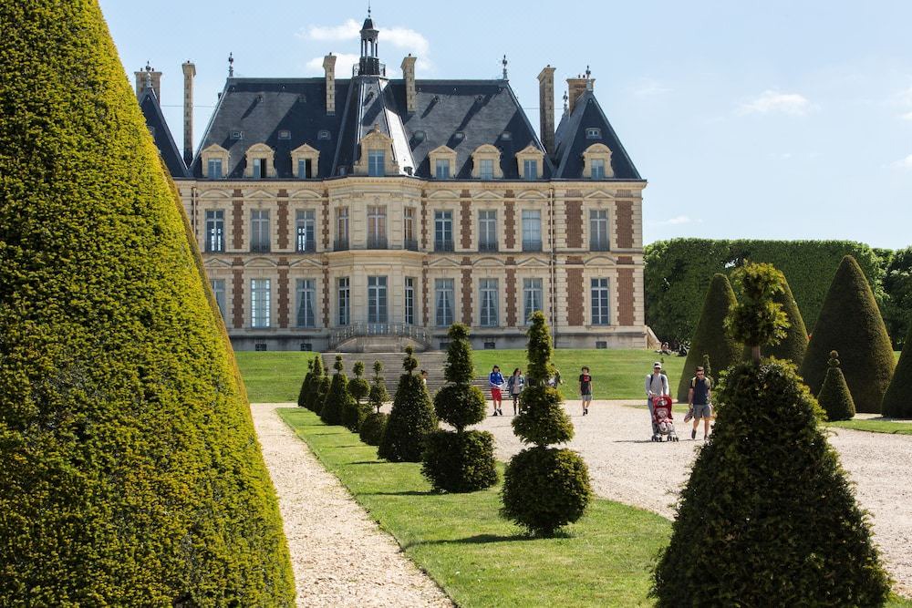 Photo of Buildings in Sceaux