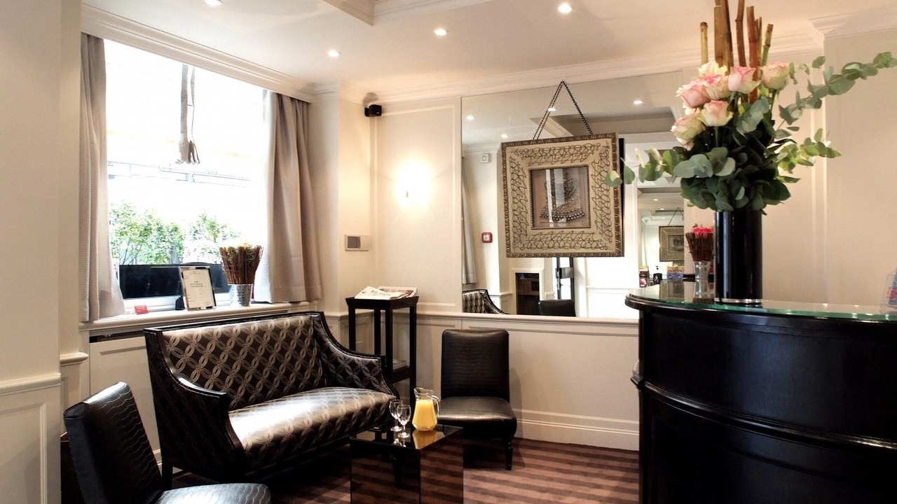 Photo of Livingroom in Chaillot