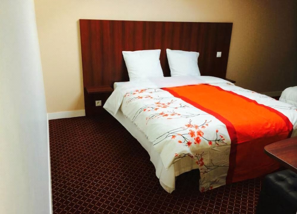 Photo of Bedroom in Saint-Cloud