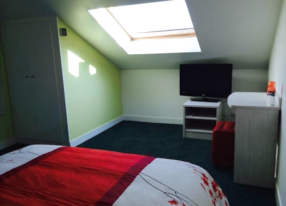 Photo of Bedroom in Saint-Cloud
