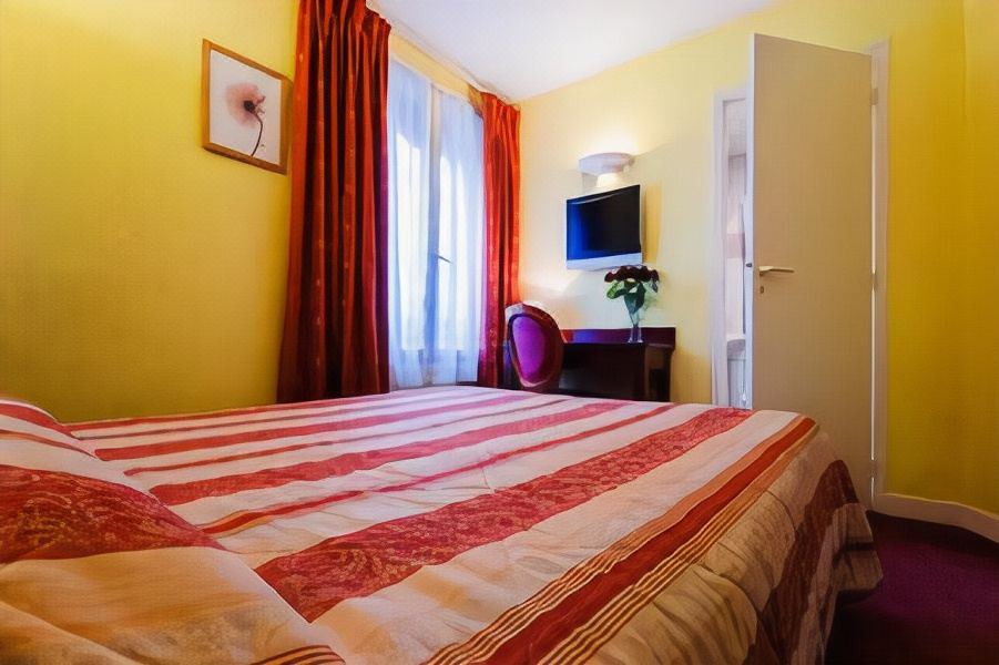 Photo of Bedroom in Combat