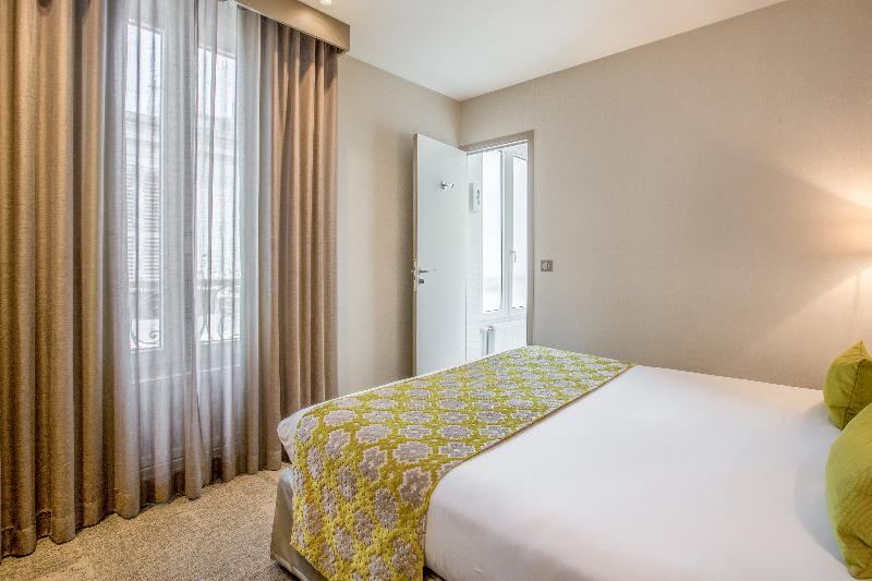 Photo of Bedroom in Batignolles