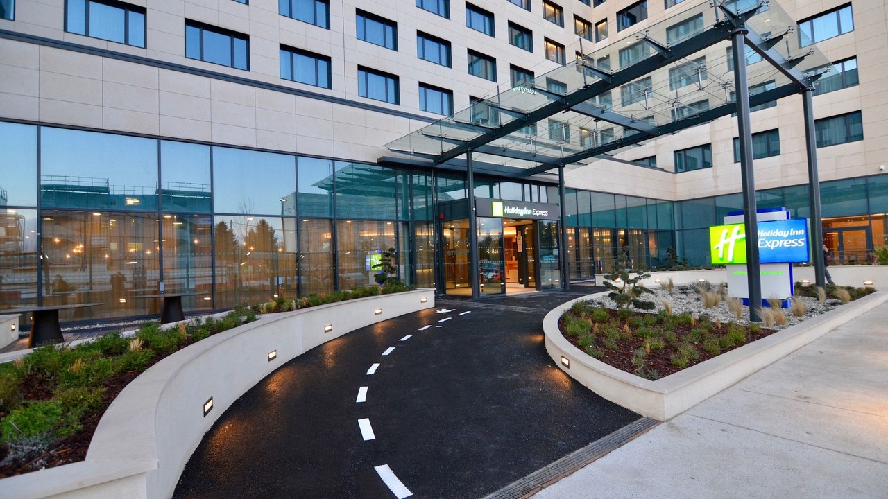 Photo of Buildings in Roissy-en-France