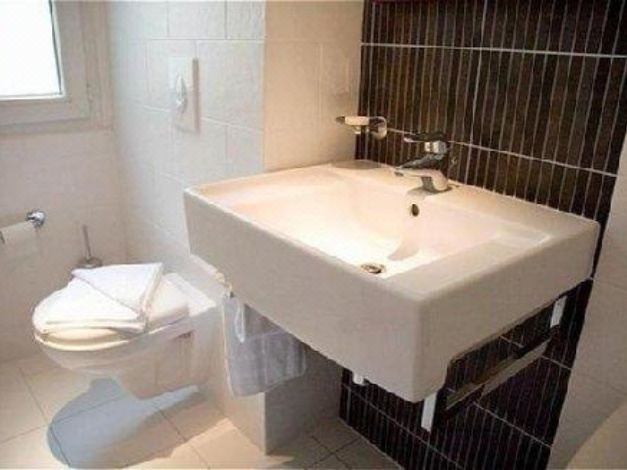 Photo of Bathroom in 9th Arrondissement