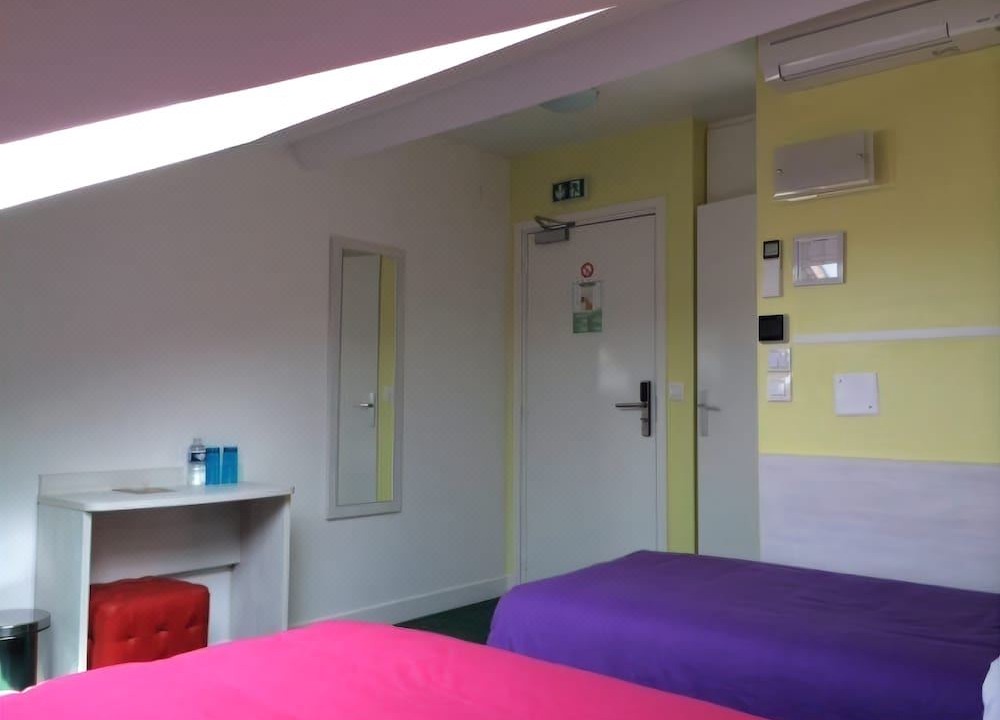 Photo of Bedroom in Saint-Cloud