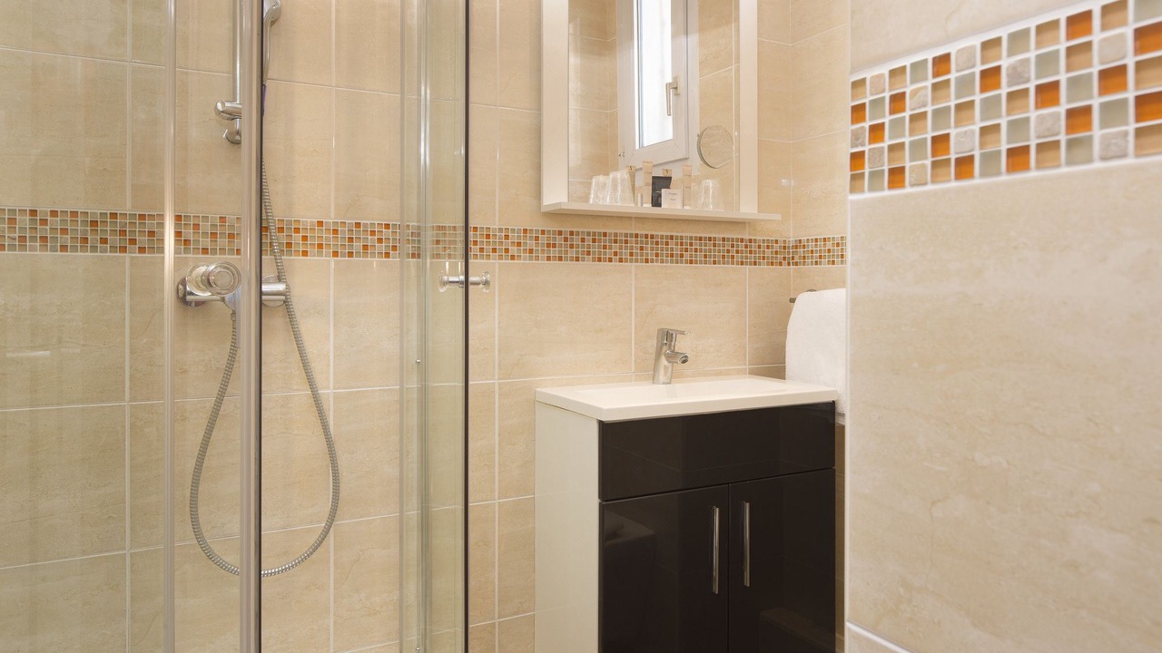 Photo of Bathroom in Quartier du Petit-Montrouge
