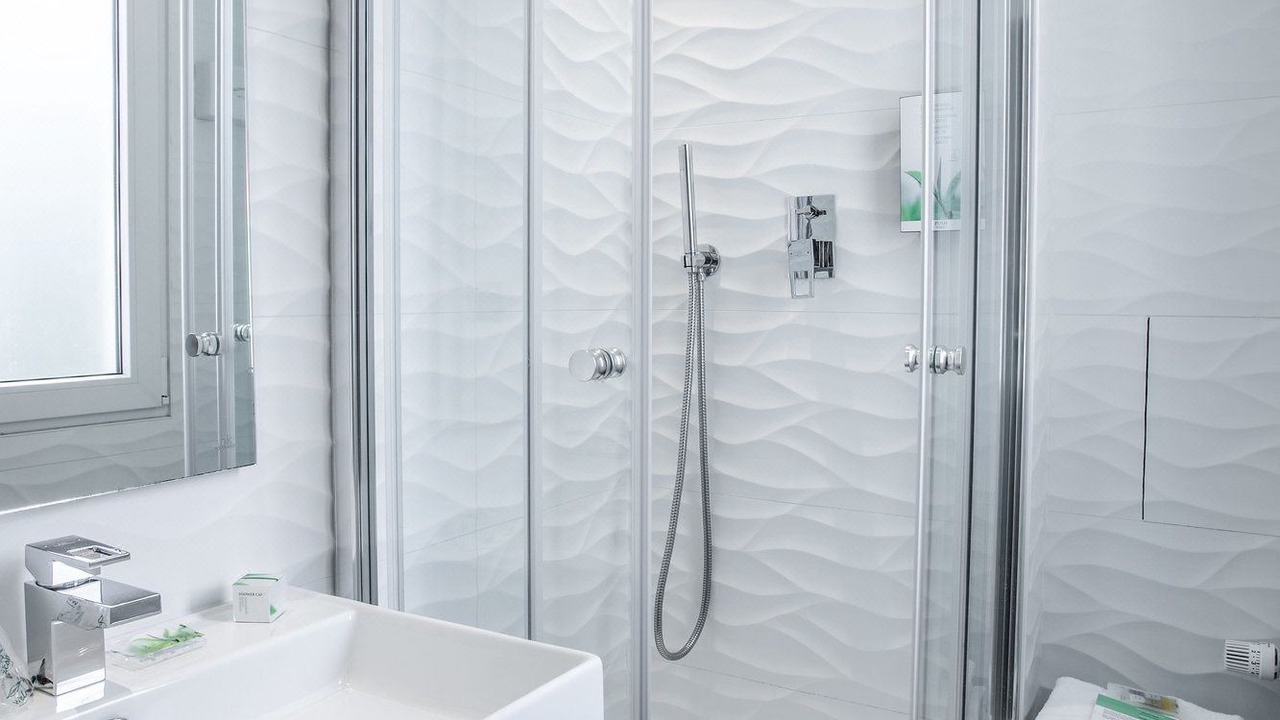 Photo of Bathroom in Batignolles