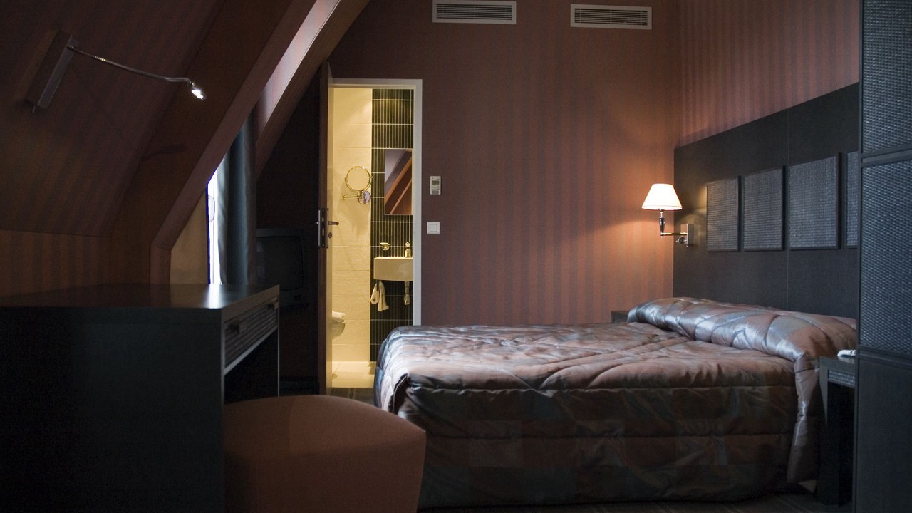 Photo of Bedroom in 9th Arrondissement