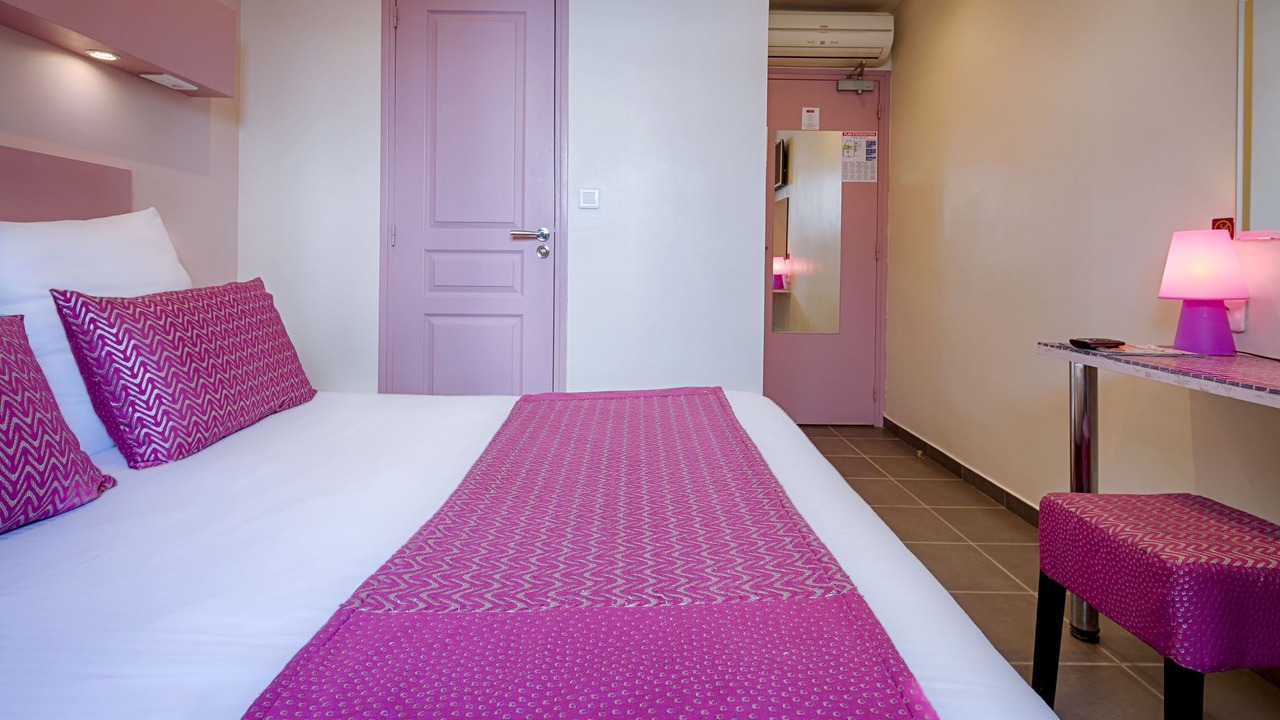 Photo of Bedroom in Bercy