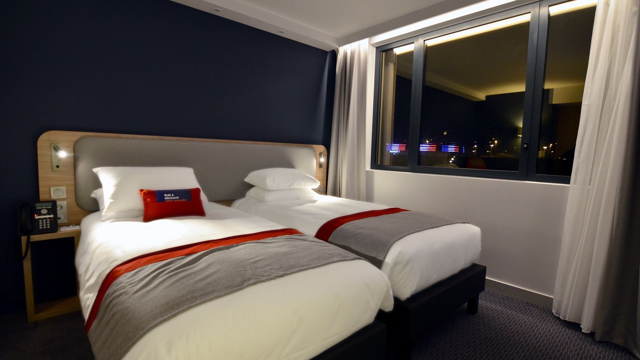 Photo of Bedroom in Roissy-en-France