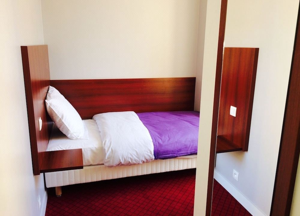 Photo of Bedroom in Saint-Cloud