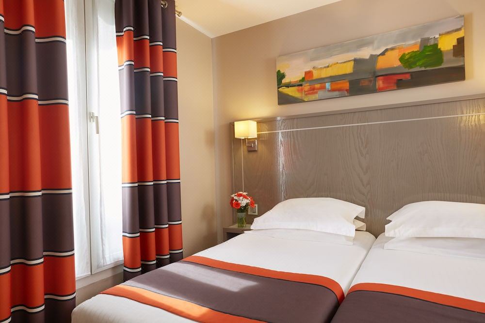 Photo of Bedroom in Grenelle
