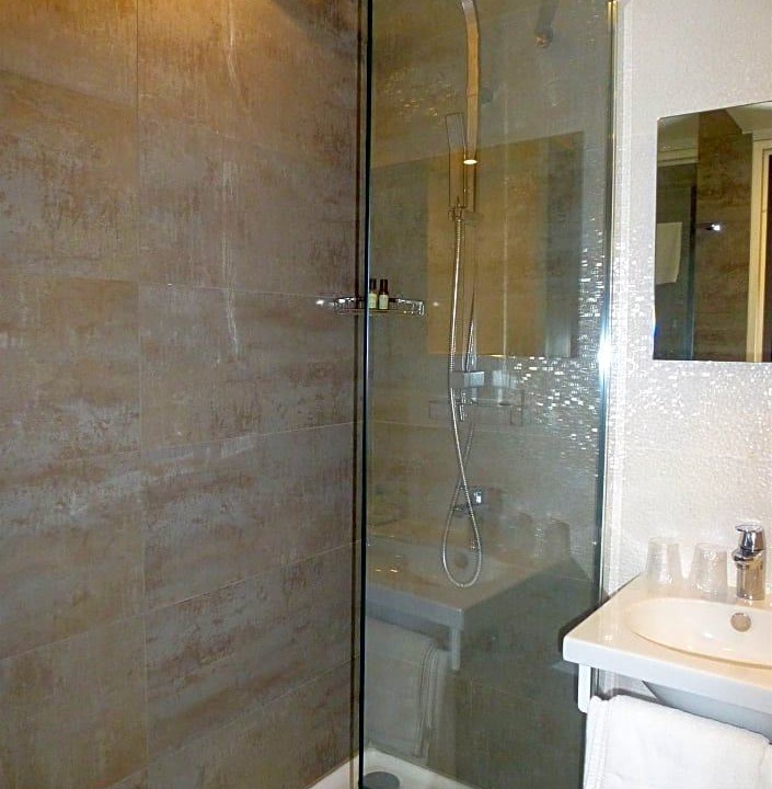 Photo of Bathroom in Bel-Air Nord