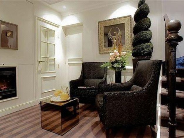 Photo of Livingroom in Chaillot