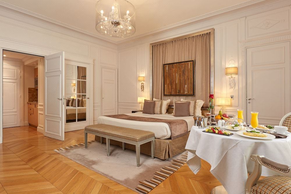 Photo of Livingroom in Chaillot